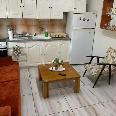 Holiday home Virginia House Nea Kallikrateia